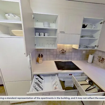 Basic 3br Flat With Balcony In 公寓 苏黎世