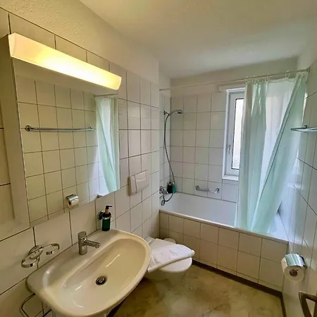 Basic Flat With Balcony In チューリッヒ