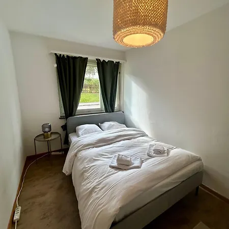 Apartamento Basic Flat With Balcony In