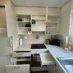 Basic Flat With Balcony In * 苏黎世